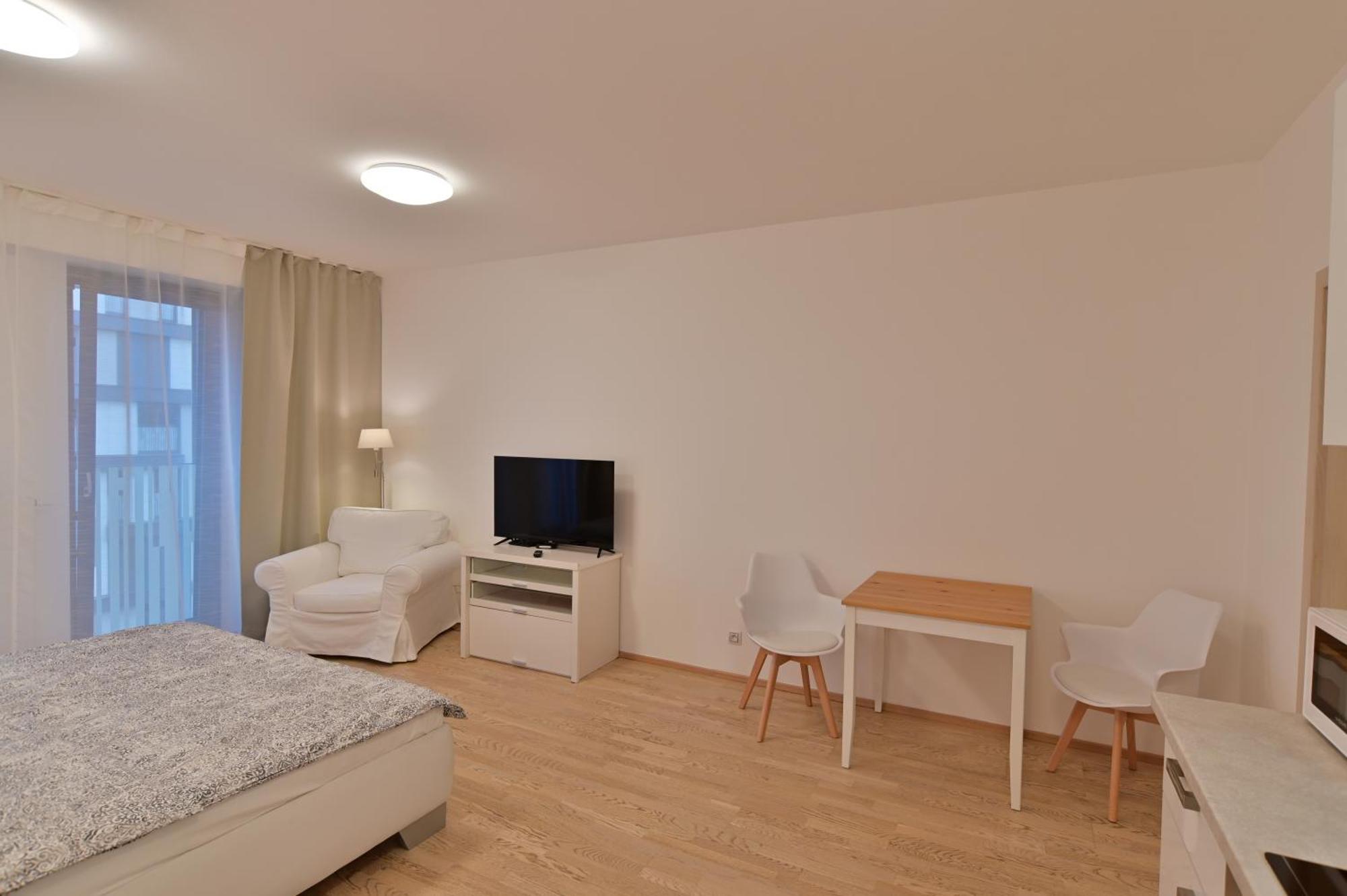 Appartamento Garden Towers Praga Esterno foto